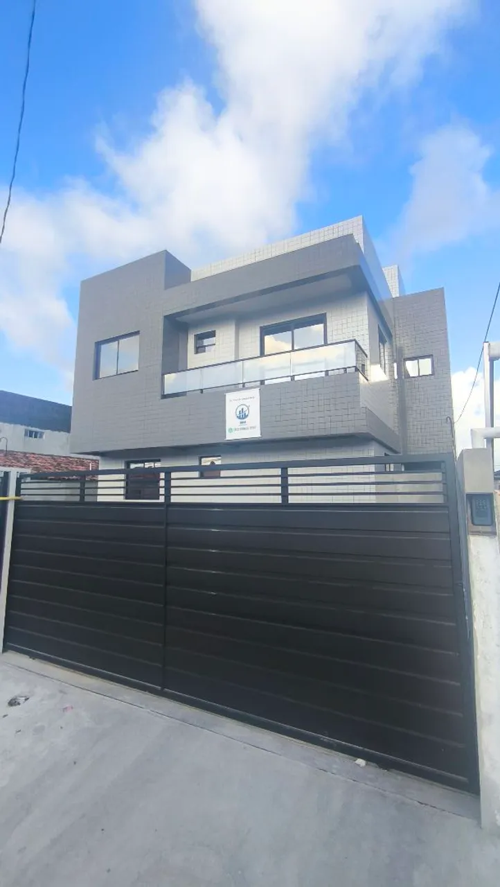 Apartamento no Valentina próximo a principal.