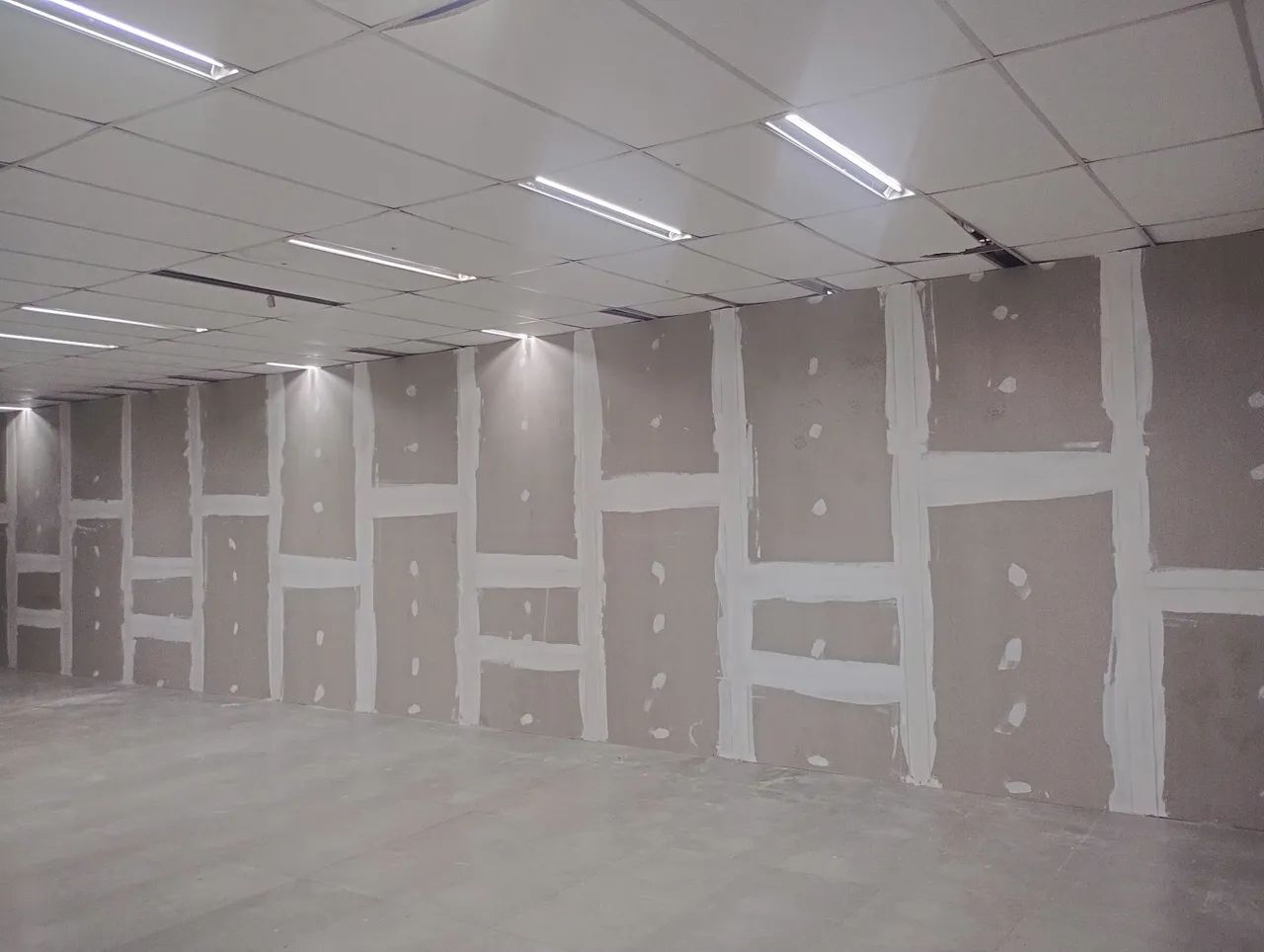Drywall, forros de Gesso, PVC, removível, isopor 