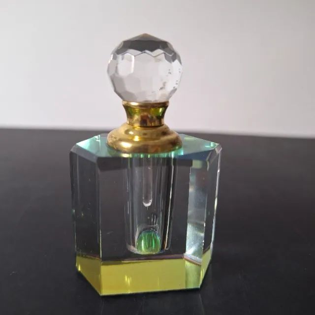Antiguidade - Perfumeiro de Cristal Translúcido - Foto 3