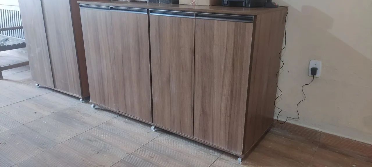 Armário de escritório ou multiuso com portas - Foto 4