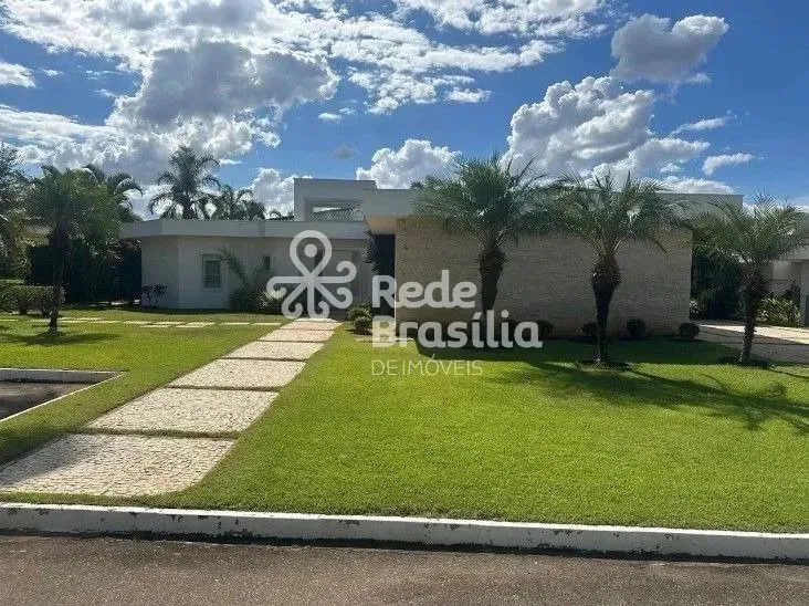 Casa Moderna em Condomínio Fechado SMDB Conj. 16, Lago Sul