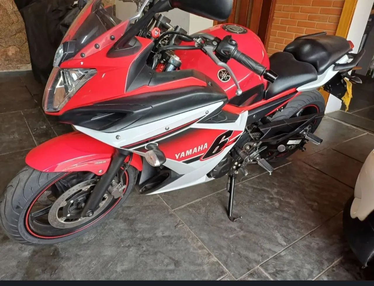 XJ6 - Vermelha - Foto 5