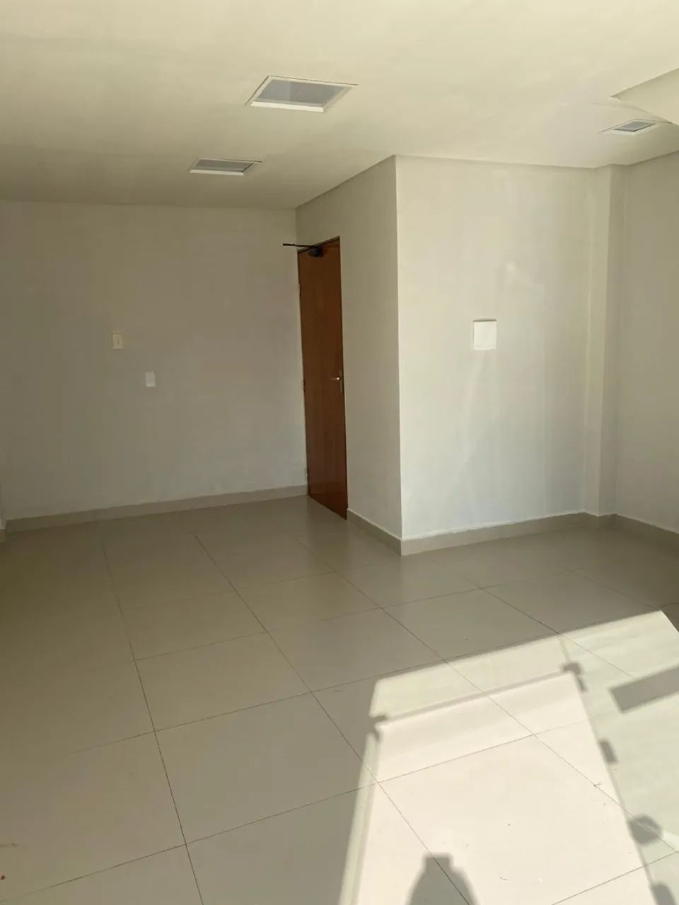 Alugo Sala na Afonso Pena - Foto 2