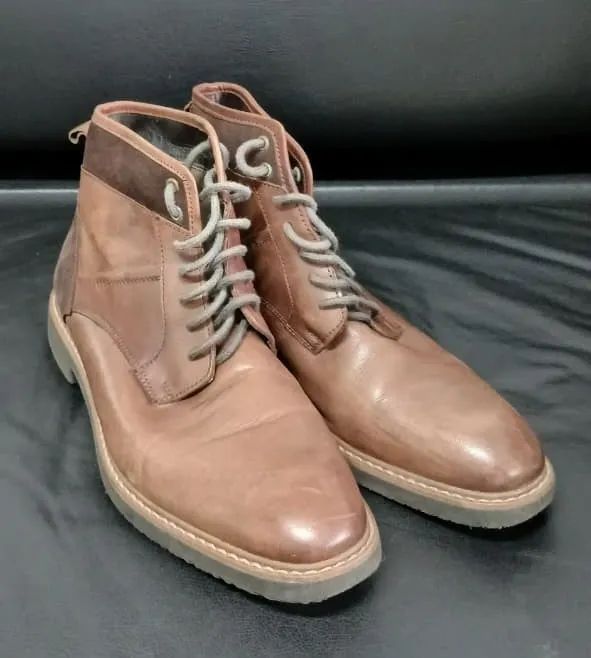 Bota Masculina de Couro Marrom - Comprada em Lyon (França)