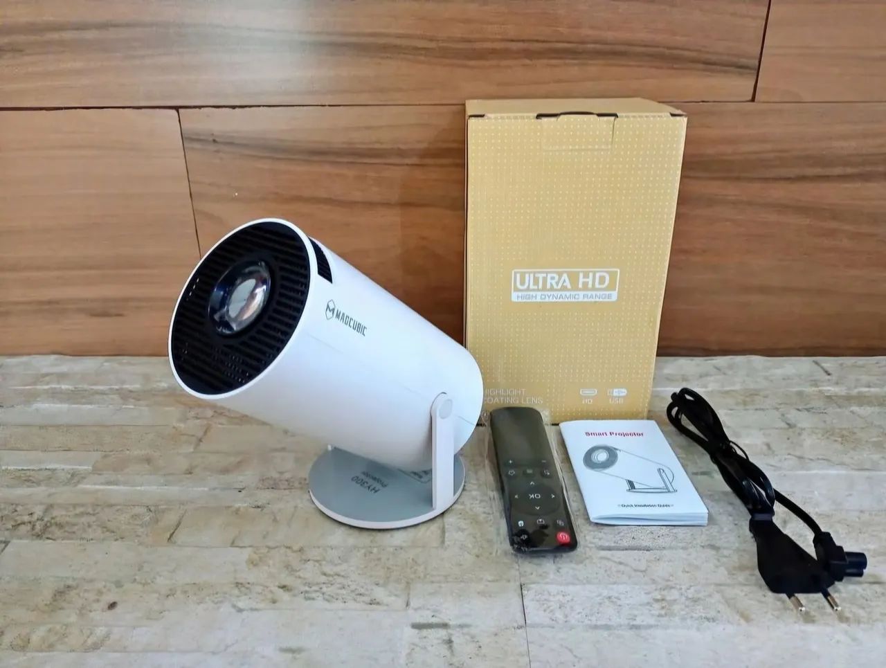 [NOVO] Projetor Hy300 Magcubic wifi HD, a TV portátil