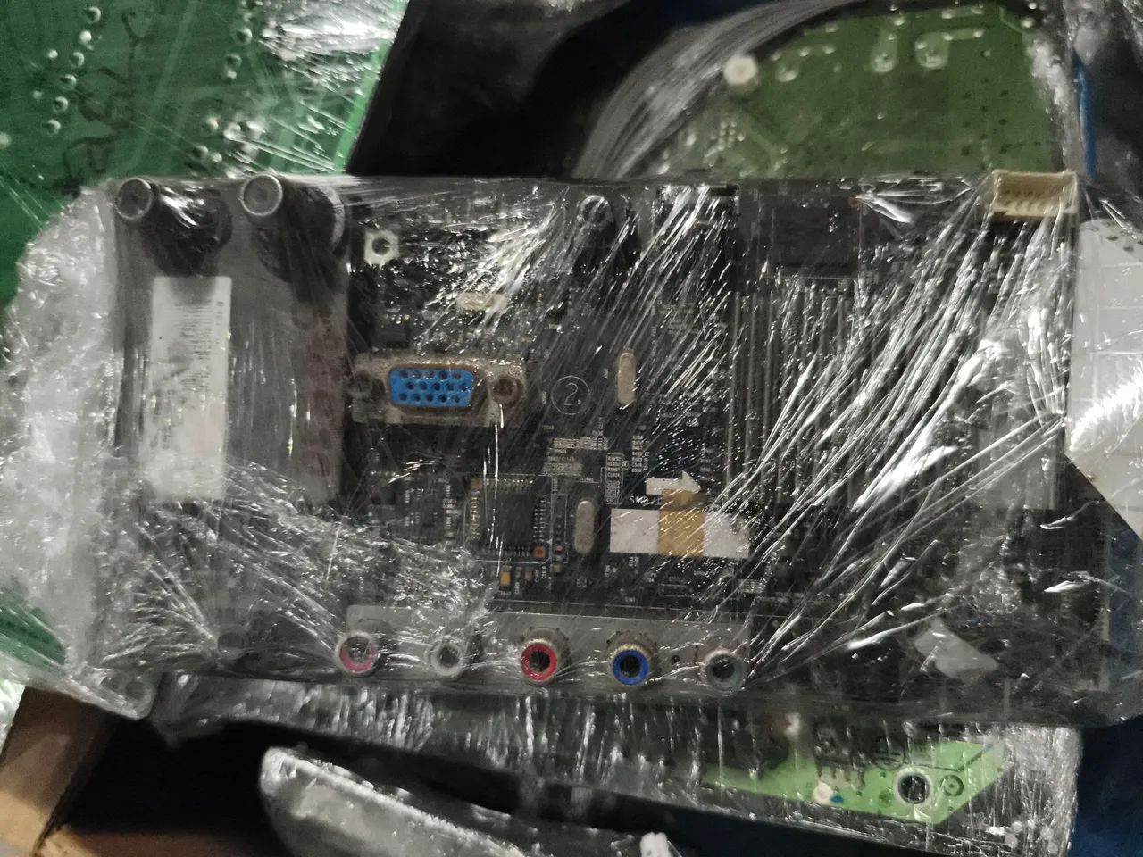 Placas TV várias marcas vendemos e consertamos 