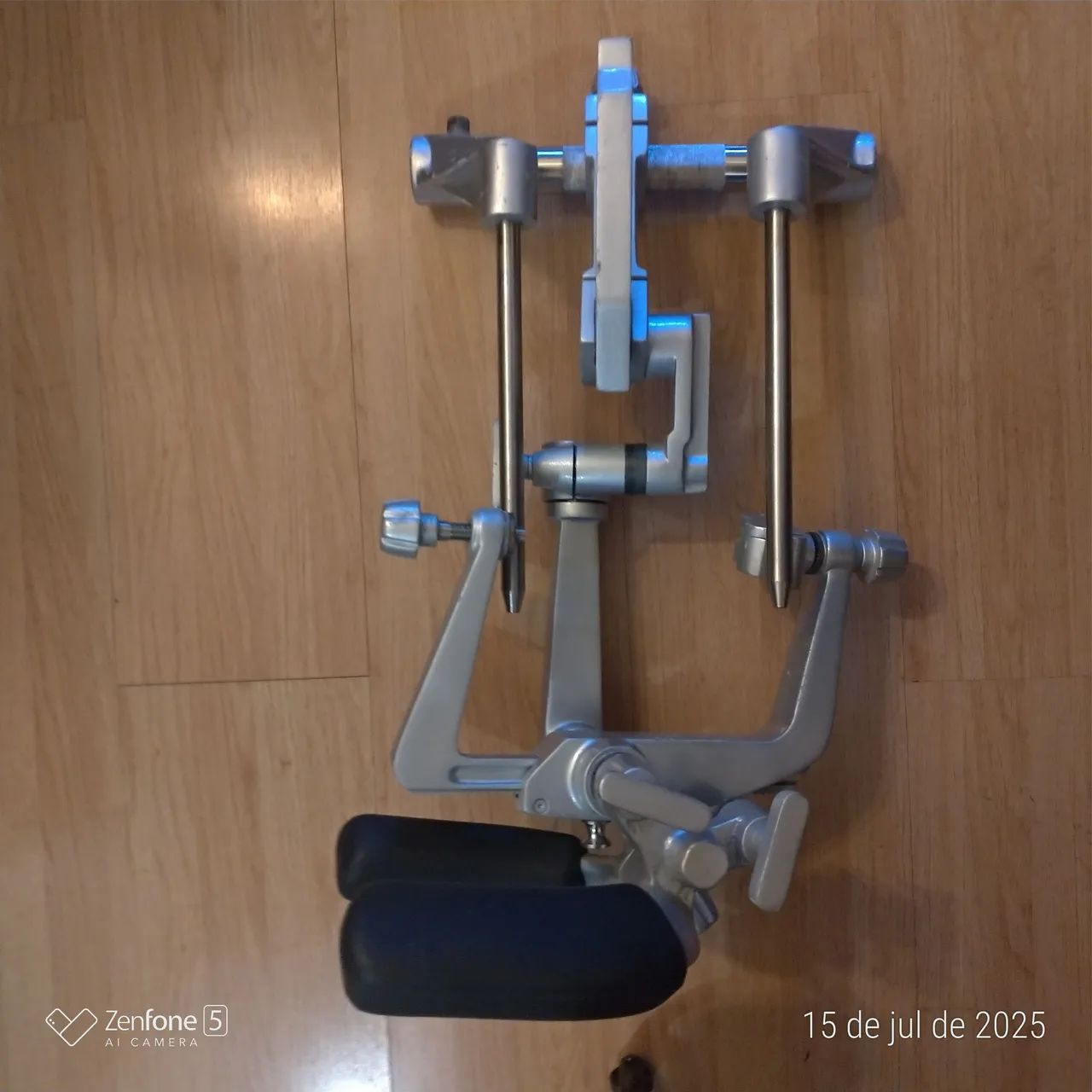 Suporte de crânio ( apoio de cabeça para neurocirurgia).