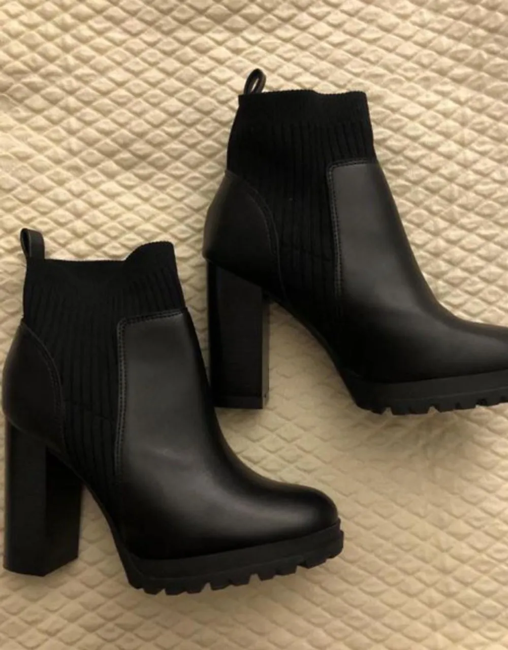 ? Bota Tratorada Vizzano - Nº 38 ?