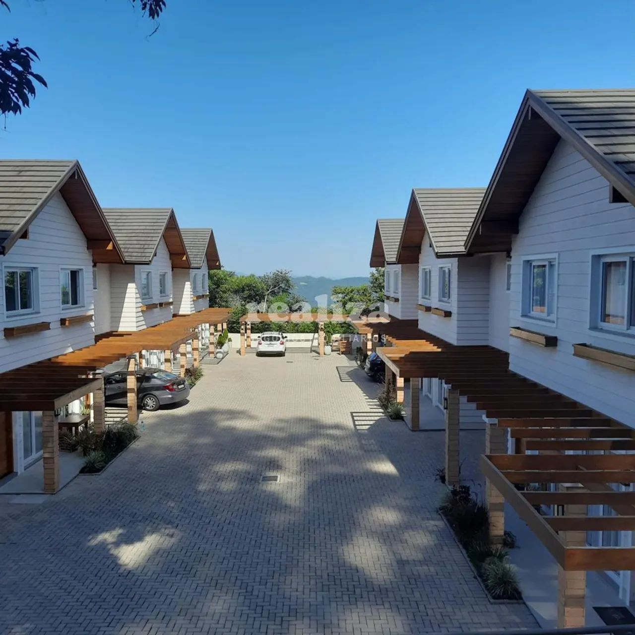 CASA COM 2 SUÍTES EM GRAMADO