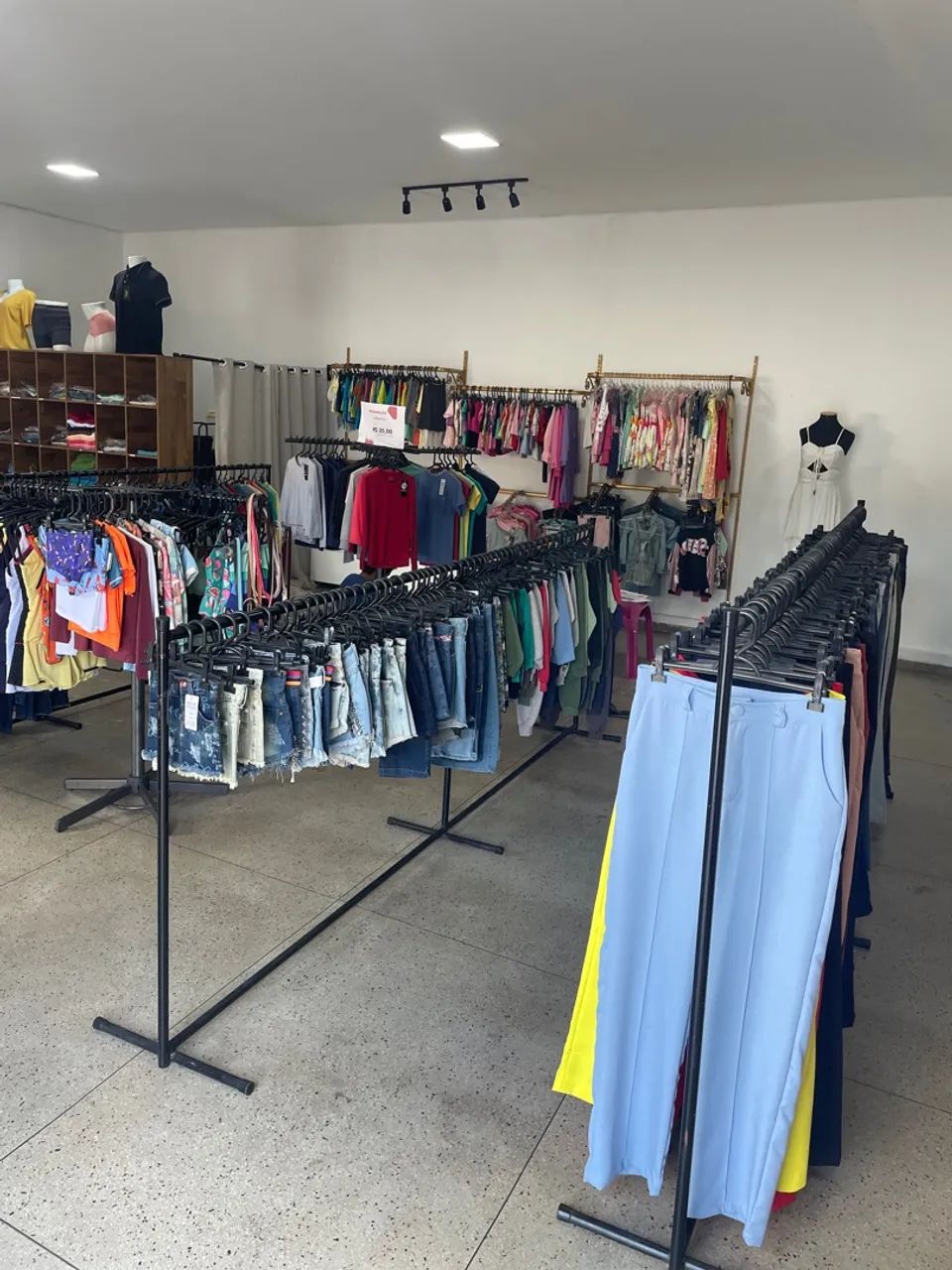 Venda Urgente - Itens para loja com estoque  - Foto 2