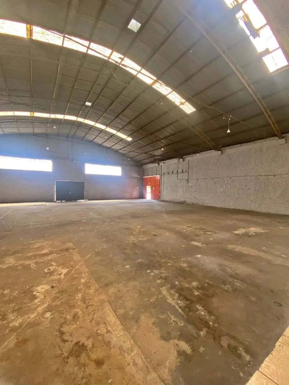 BENTOALVES aluga pavilhão com 700 m2, com vaga para estacionamento, De Lazzer - Caxias do  - Foto 5