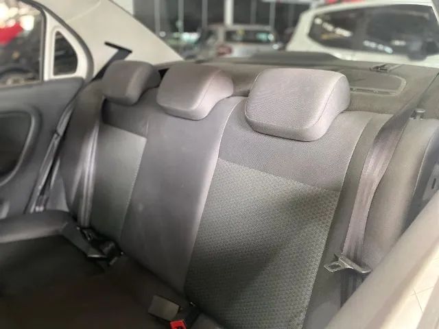 VOYAGE 1.0 FLEX 12V 4P - Foto 4