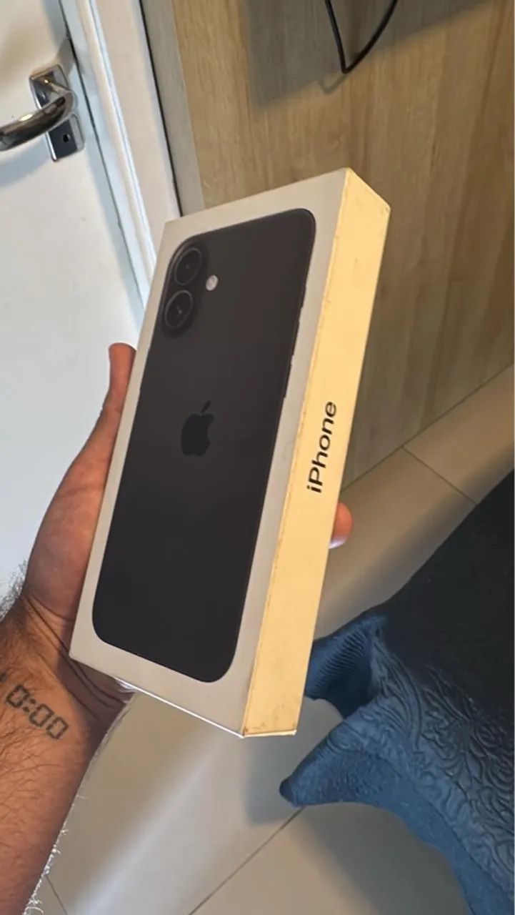 IPhone 16 plus estado de novo