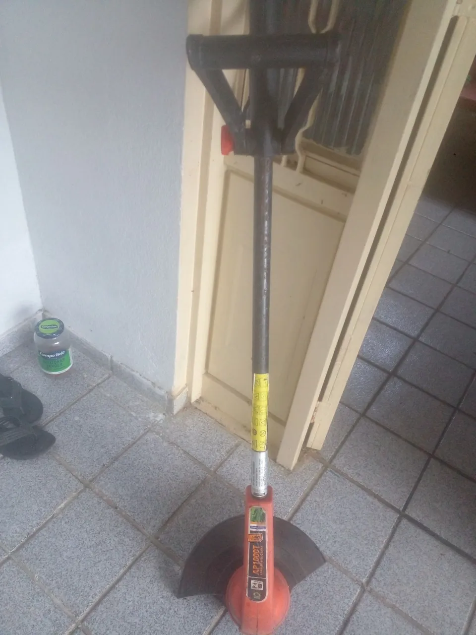 Roçadeira Elétrica Tramontina AP1000T