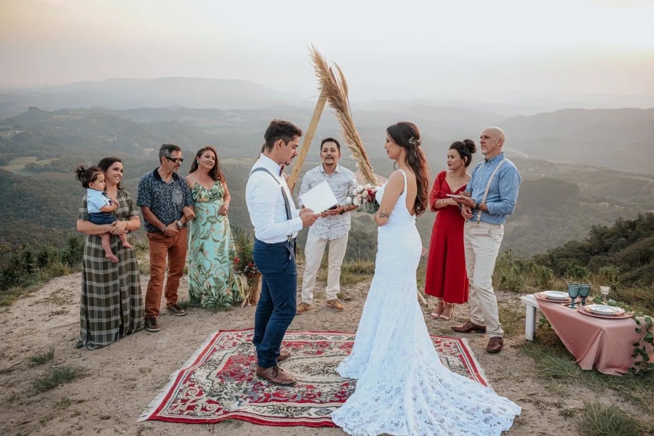 Vestido de Noiva Exclusivo Estilo Sereia Leve, Romântico e