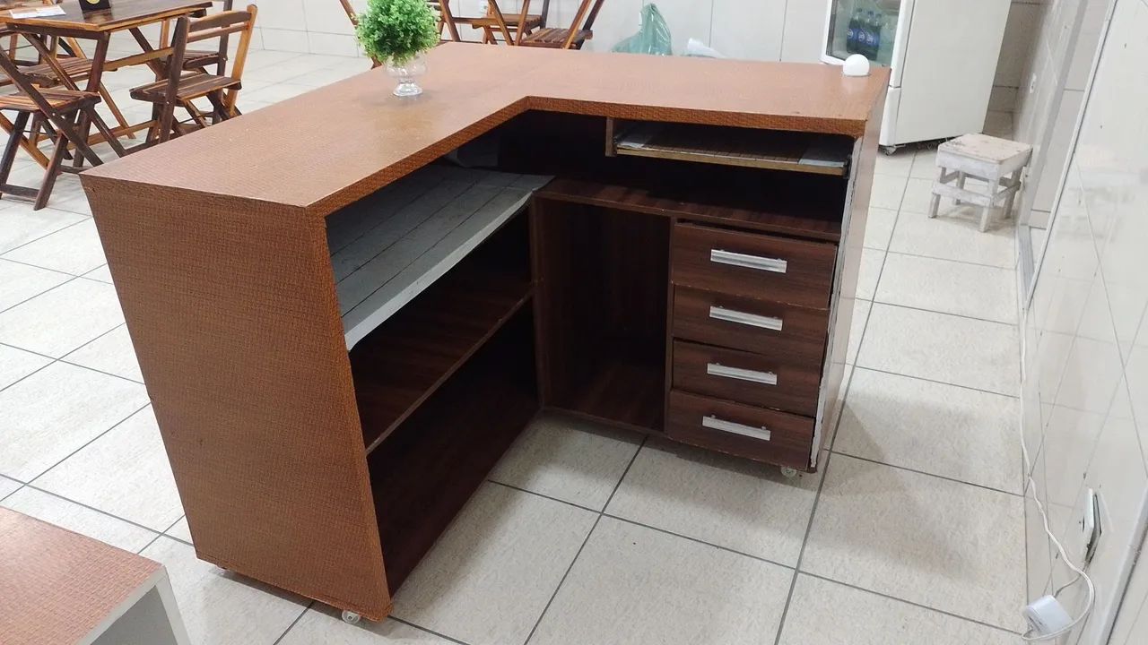 Balcão 64341723873153121
