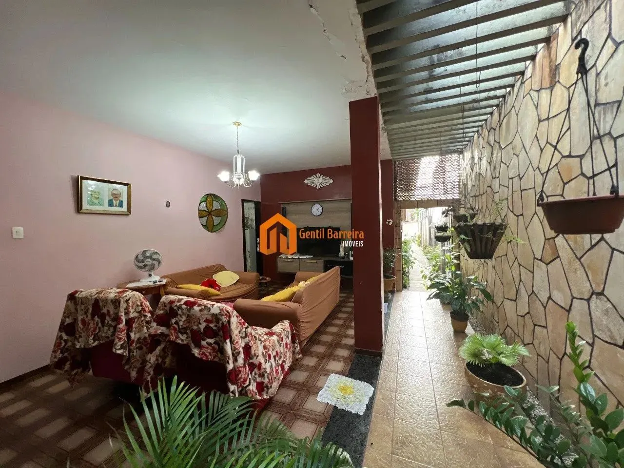 Ampla Casa à venda na Gonçalves Ledo, vizinho a ABO