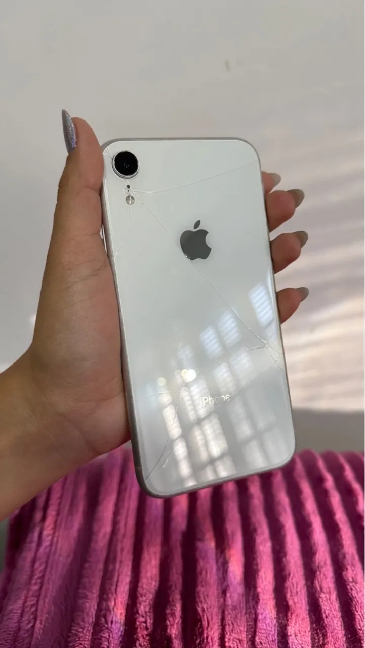 iPhone XR | 128GB