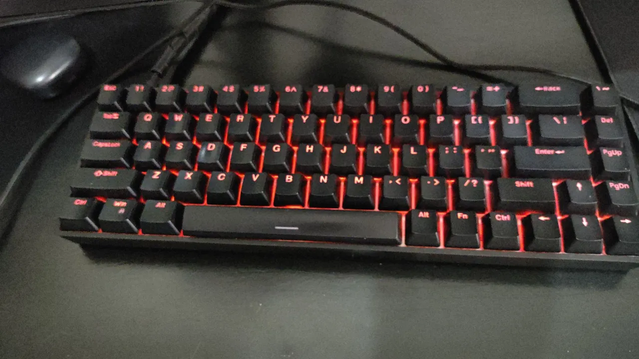 Teclado magnético Raven68 profissional para jogos