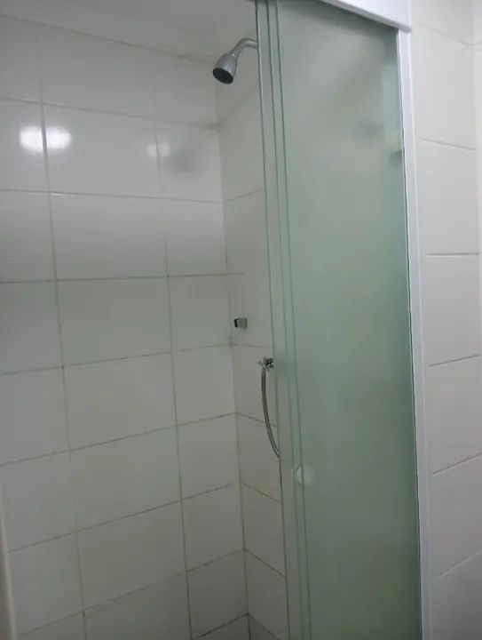 Porta Box para Banheiro 110x200cm de Correr 3 Folhas sem os trilhos.