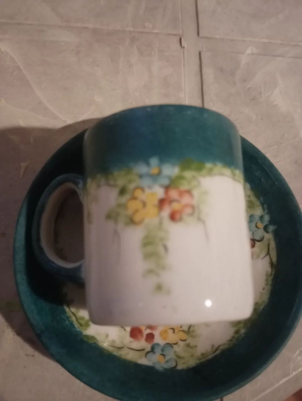 Conjunto de xícara e pires decorativos  - Foto 4