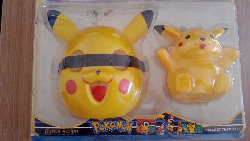 Máscara Pokemon mais bola ou boneco - Foto 2