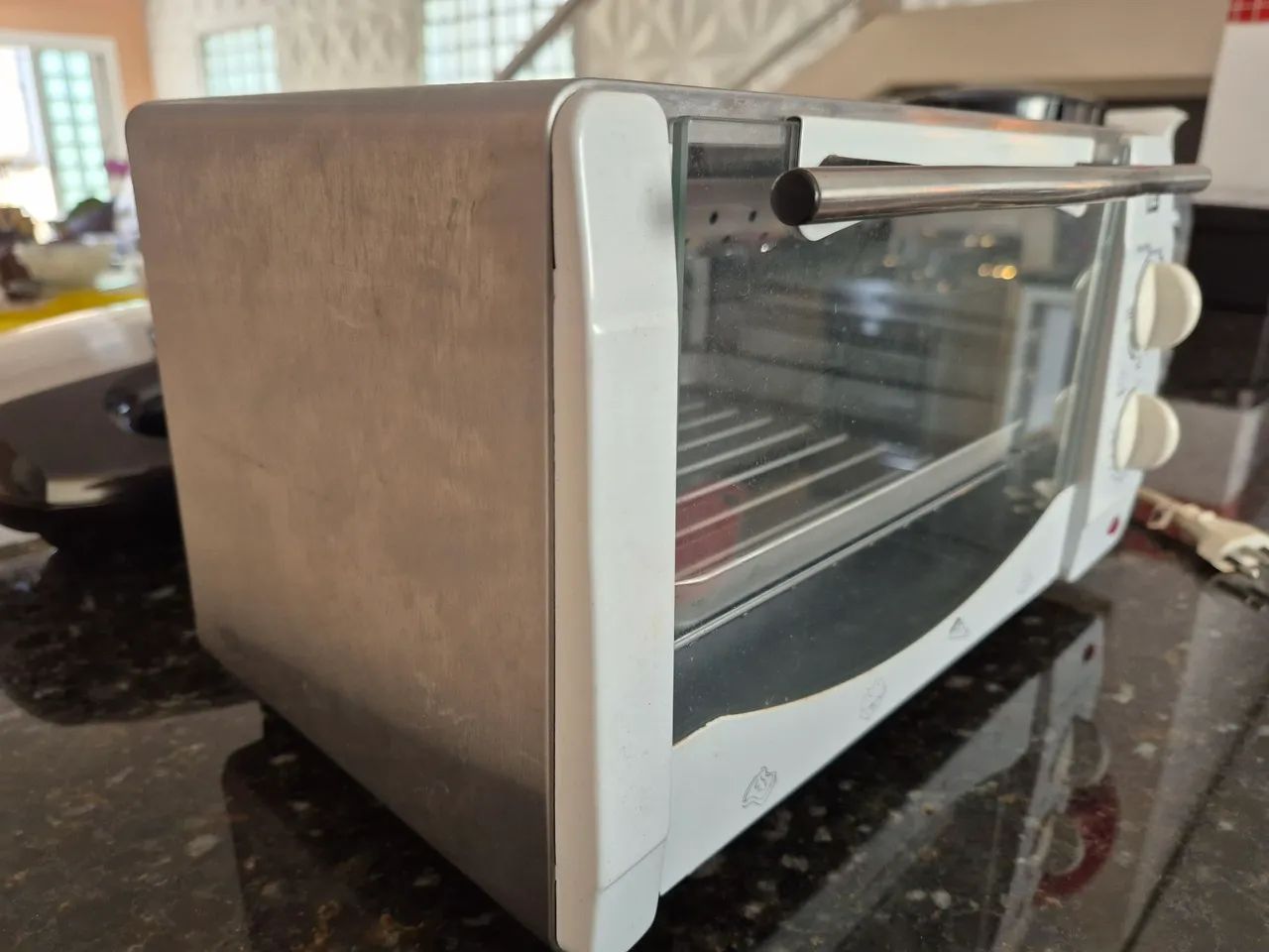 Forno elétrico pequeno  127V 