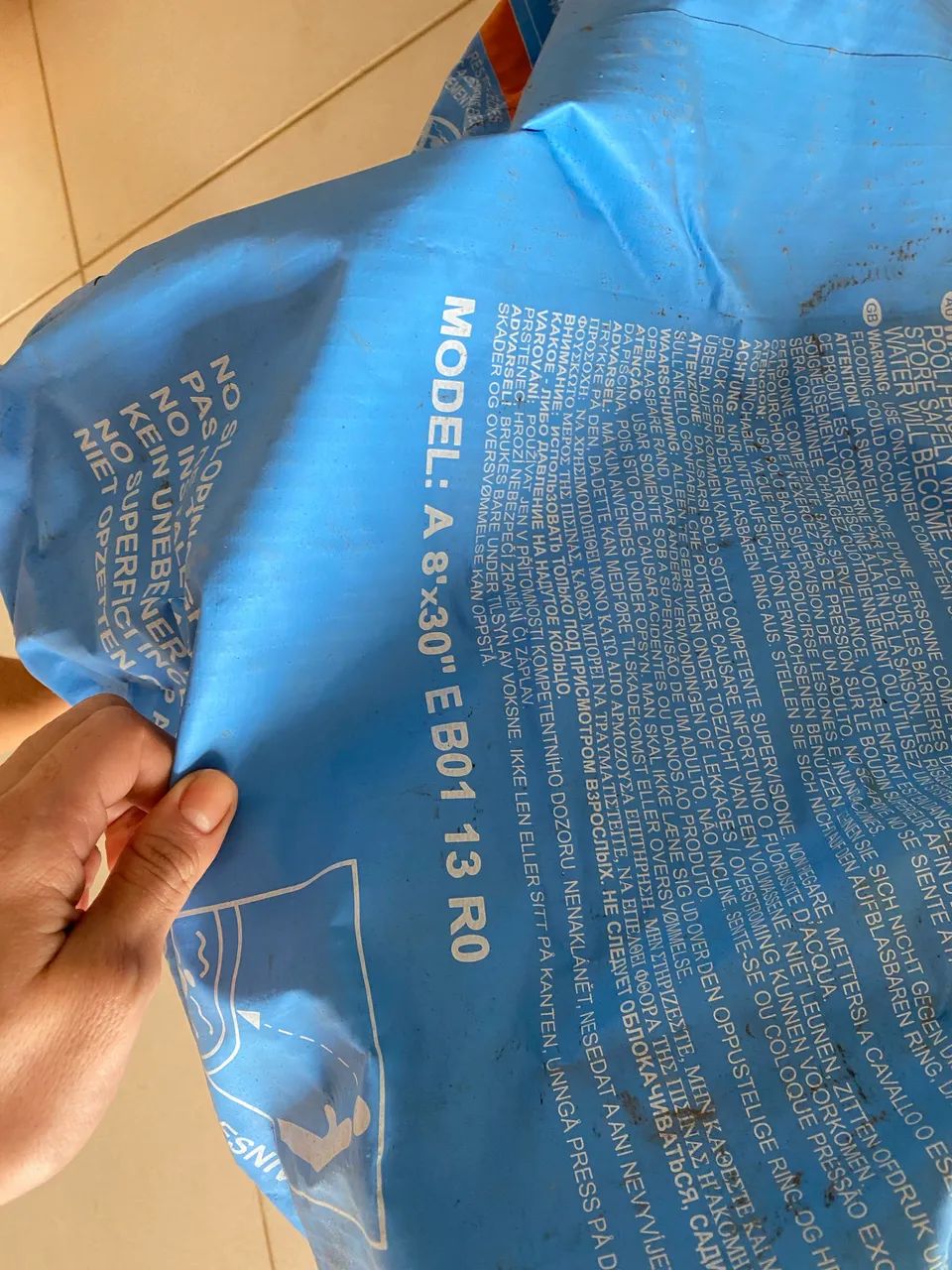 Piscina 64315479750401124