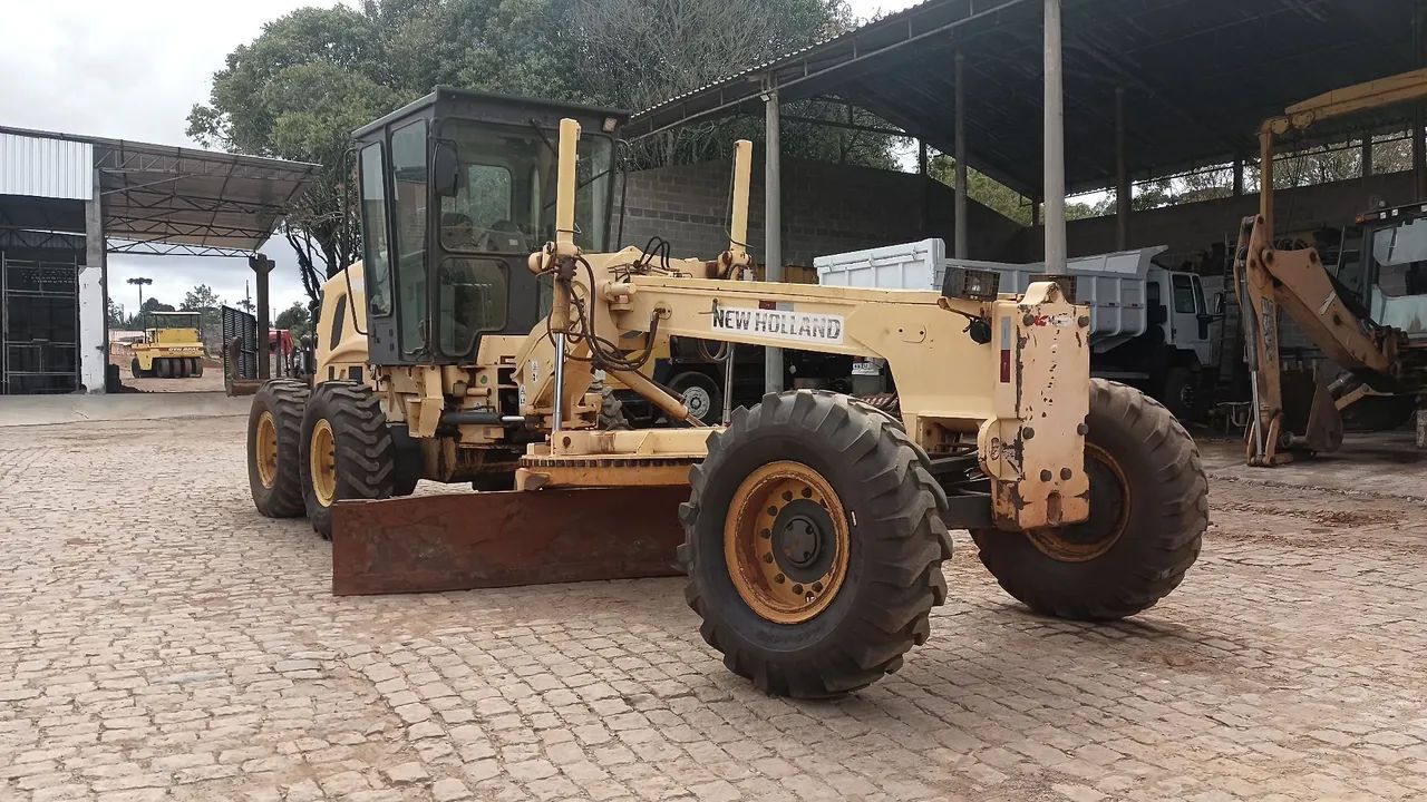 Motoniveladora New Holland RG170B ano 2008 - Foto 6