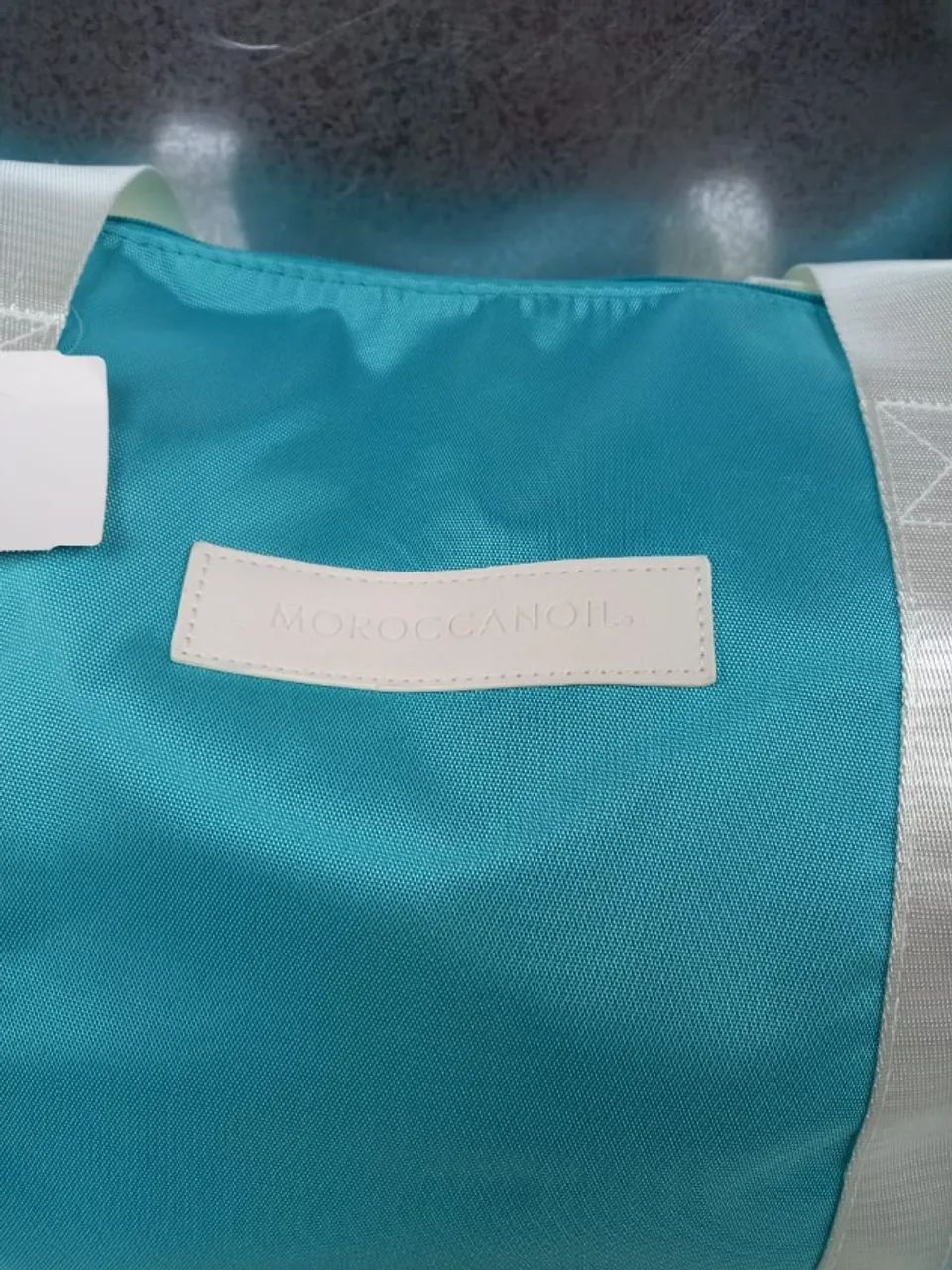 Bolsa Viagem Moroccanoil  NOVA - Foto 5