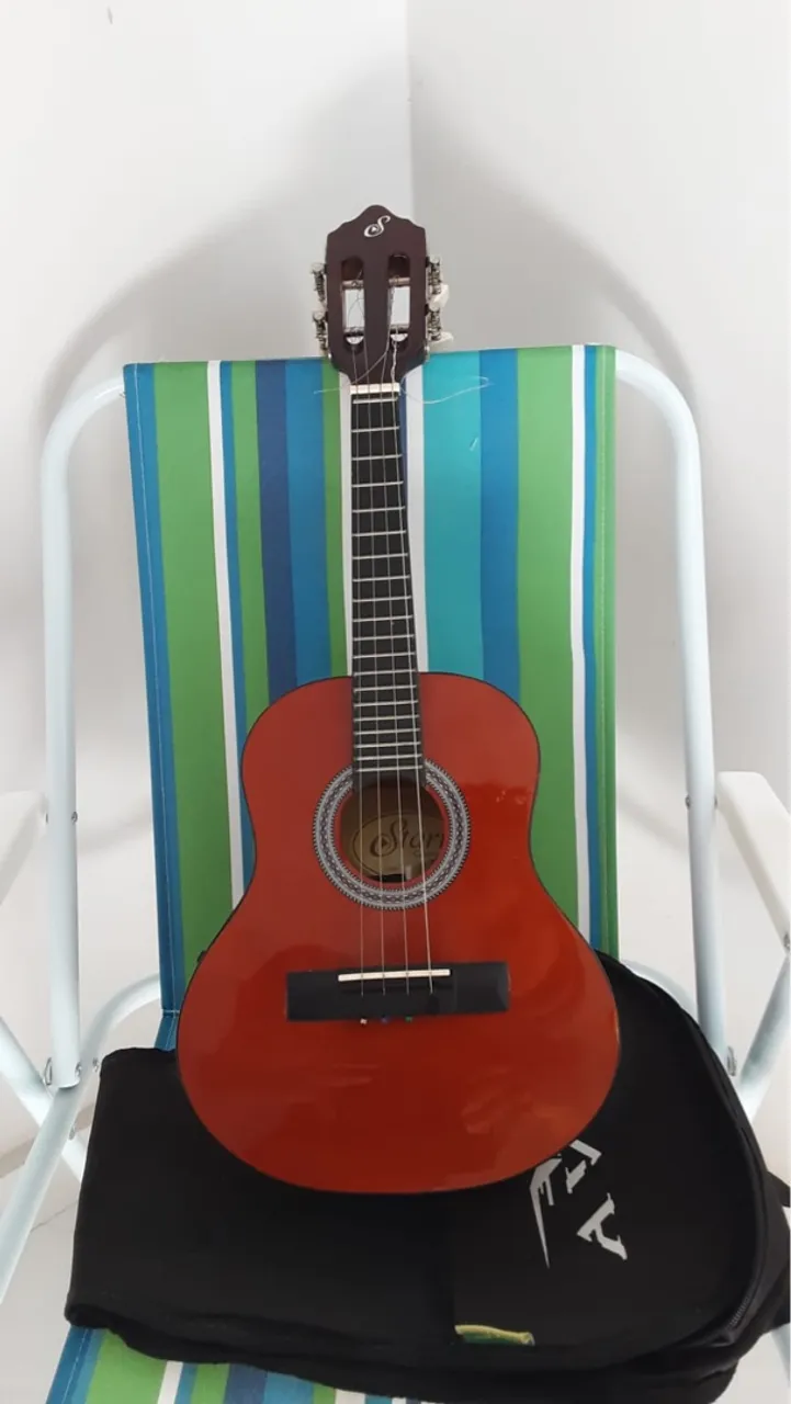 Cavaquinho Eletroacústico - Giannini
