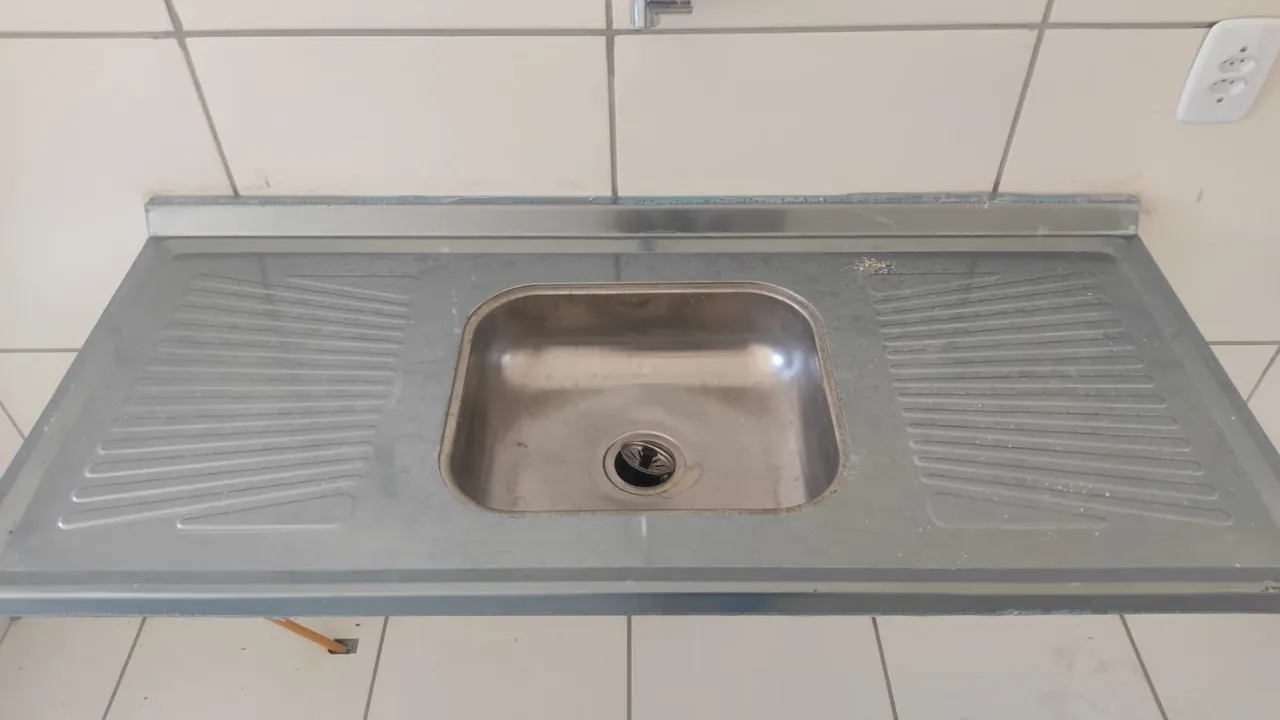 PIA DE AÇO INOX PARA COZINHA COM CUBA.
