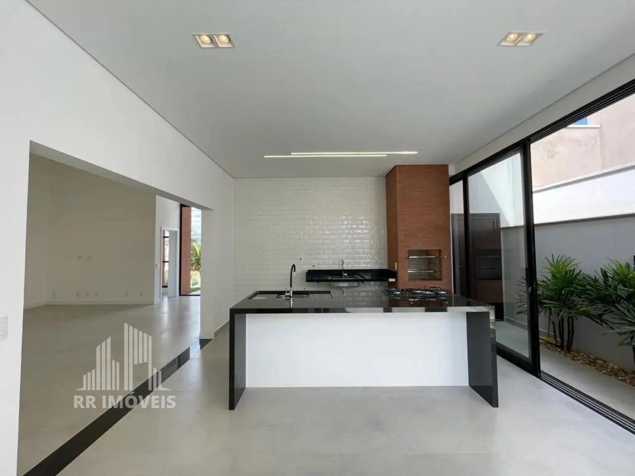 RR0136D CASA A VENDA 200m² JARDIM SOLAR DAS ESMERALDAS - OPORTUNIDADE - 3 Dorms 4 Vagas -