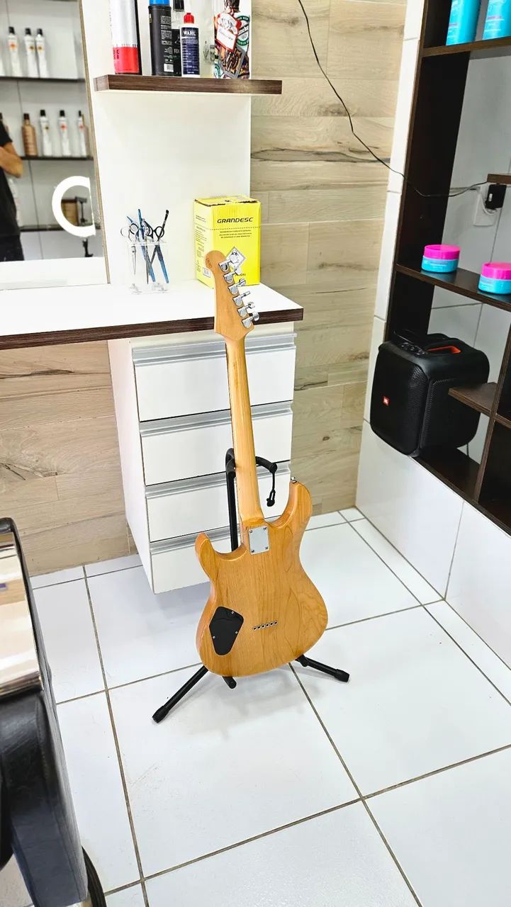  Guitarra Yamaha Pacifica 120H ano 2011 - Foto 2