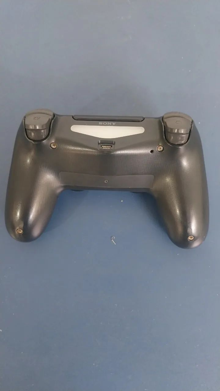 Controle Ps4 Original Com Defeito Não Liga - Foto 3
