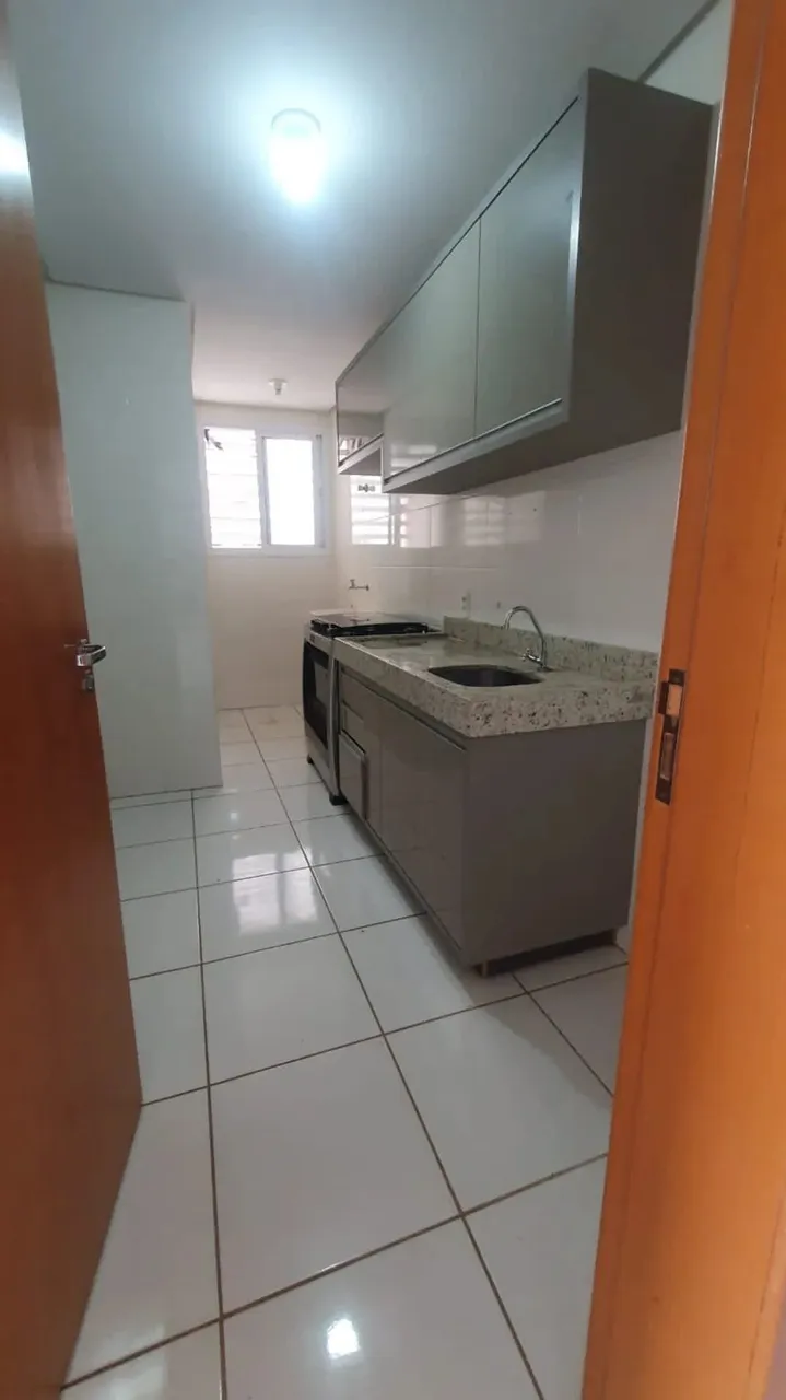 Alugo apartamento de 2/4 sendo uma suíte no Rés Mediterrâneo em frente a OAB em Palmas - T