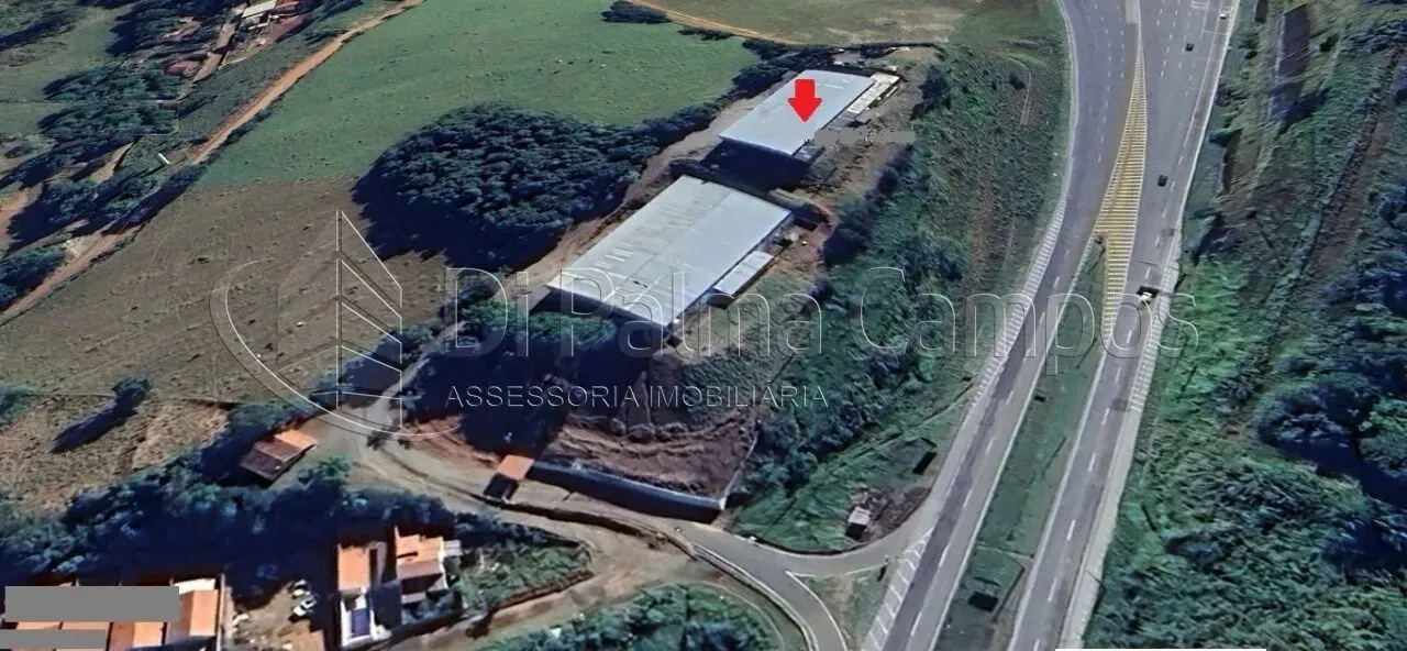 Galpão Comercial de 1000 m² em Vargem/SP com saída exclusiva na Rodovia Fernão Dias
