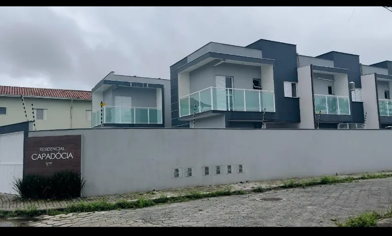 CASA DE CONDOMINIO VISTA PARA O MAR MONGAGUA