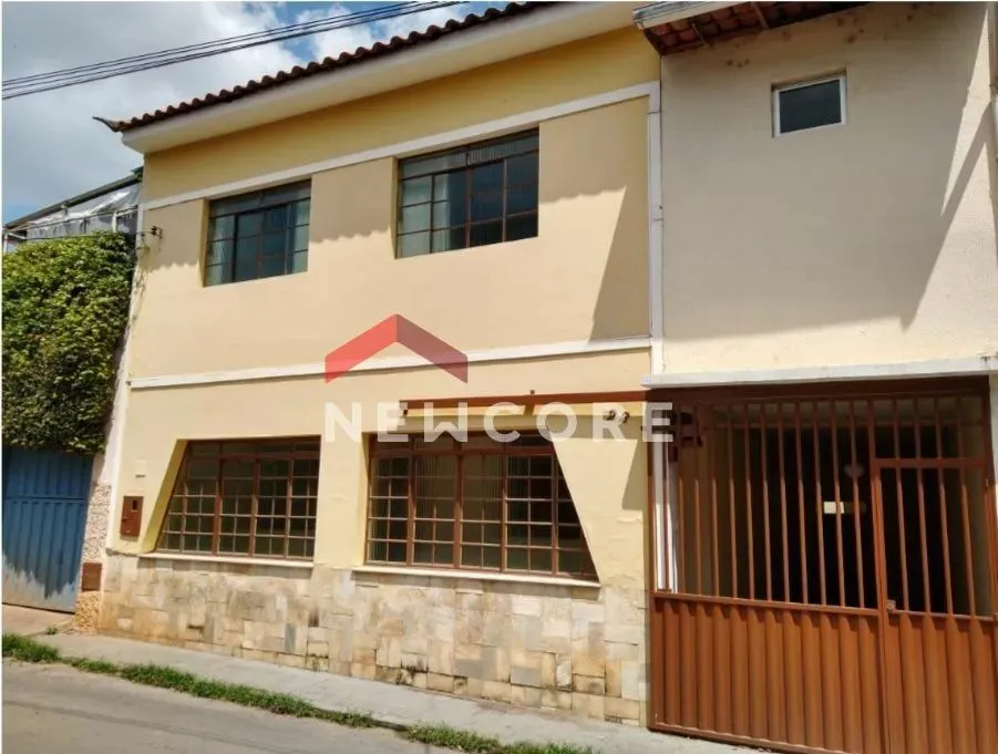 Casa em Rua Mário Sepúlveda - Centro - Sabará/MG