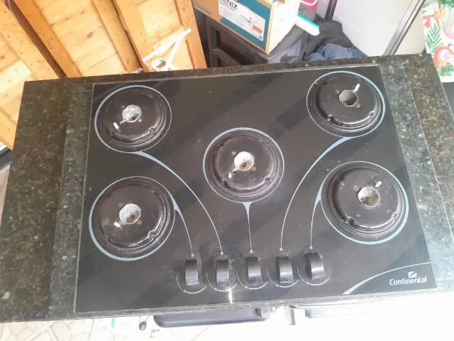 Cooktop CONTINENTAL , 5 bocas + Base de granito