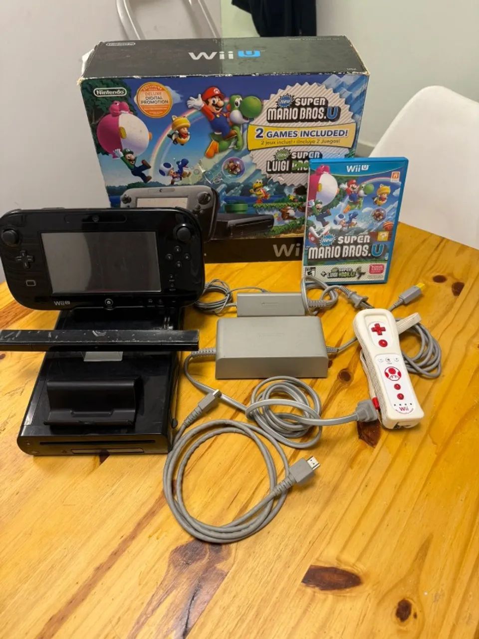 Nintendo Wii U 32gb Mario & Luigi Deluxe Set Cor Preto (Usado)