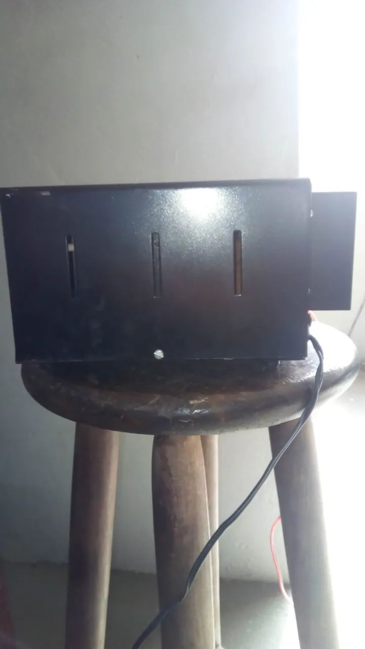 Fonte de alimentação de 13,8v por 10 amperes marca luf lux - Foto 4