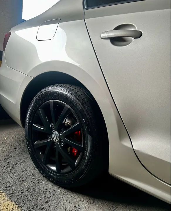 Jetta Confortline 2.0 T. Flex 8v 4p Trip. (Teto Solar) - Foto 6