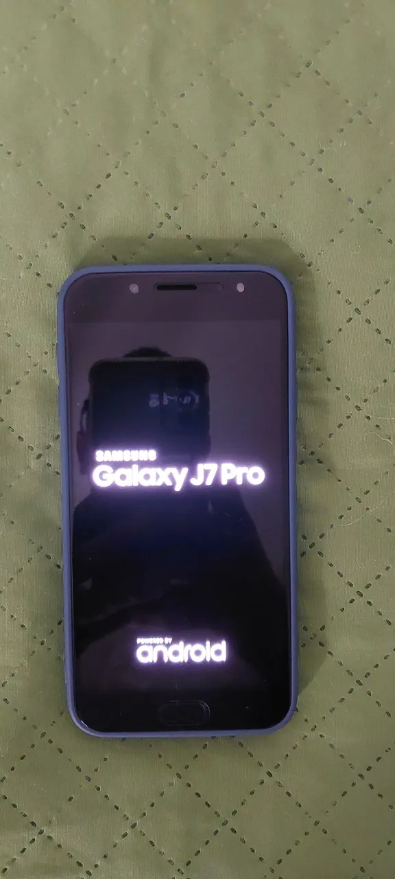 Galaxy J7 Pro excelente estado