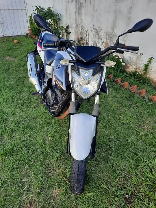 Yamaha Fazer 250 - Branca - 2017 - Foto 2
