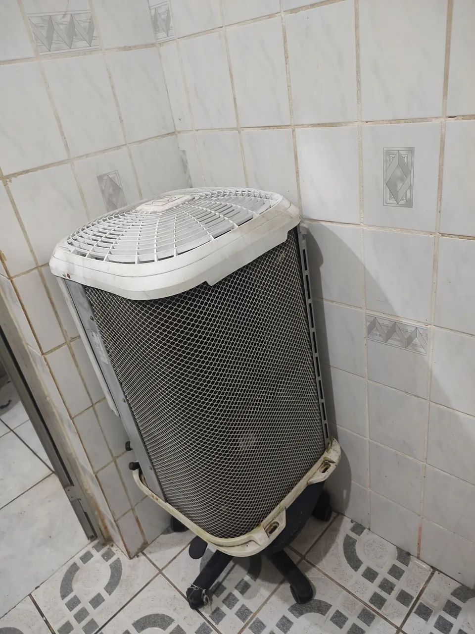 Ar Condicionado Split Eletrolux EcoTurbo 22 mil BTU - Foto 2