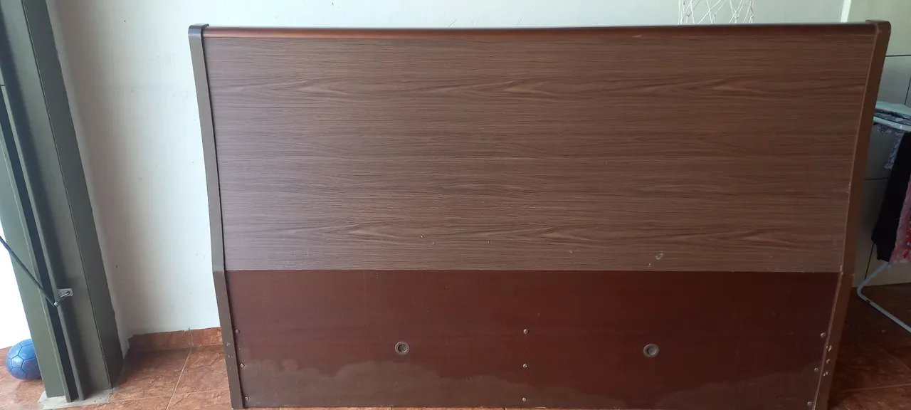 Cabeceira de Cama em Madeira Elegante