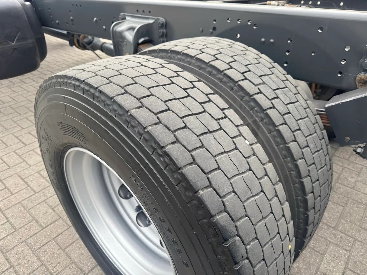 Volvo Vm 330 8x2 Ano 2021 - Foto 11