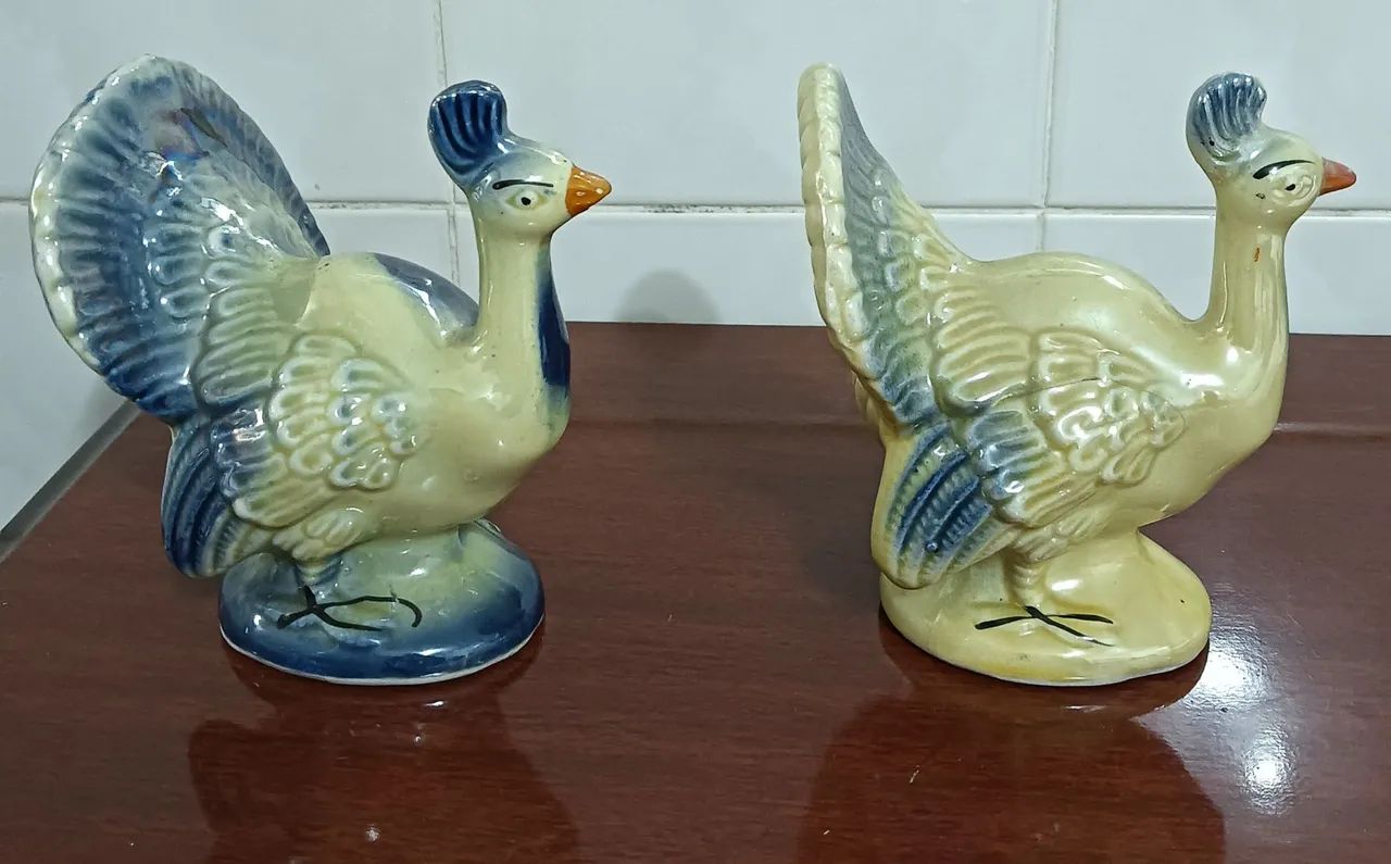 Belíssimos Casal Pavões Decorativos em Cerâmica *Anos 70* Vintage  - Foto 5