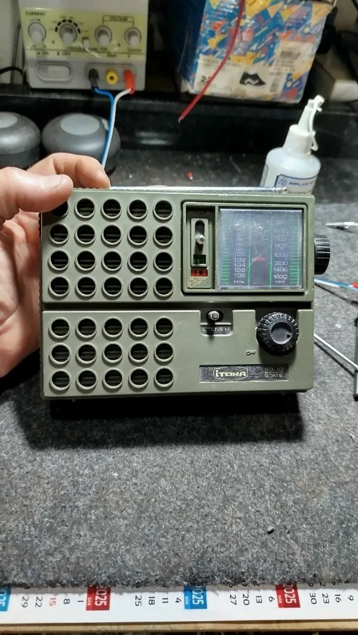 Rádio Portátil itoka leiam a descrição